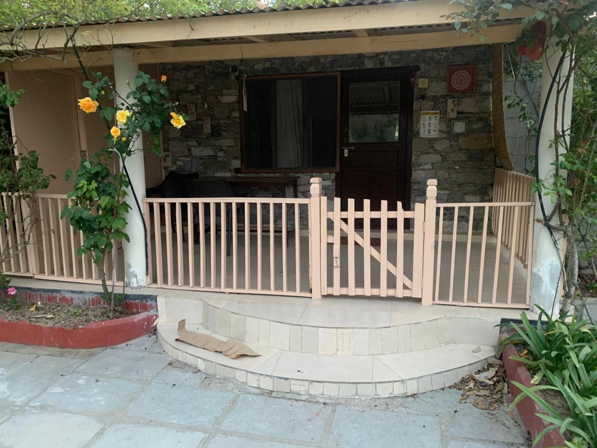 Emerald Trail Bhīm Tāl Exterior foto