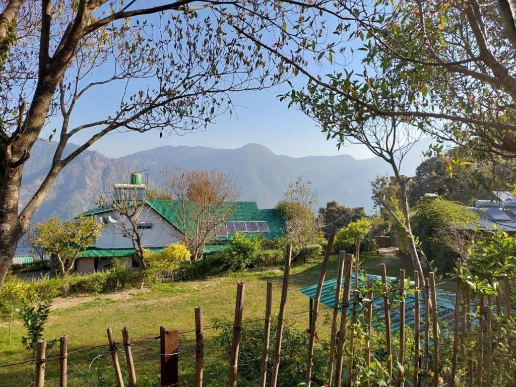 Emerald Trail Bhīm Tāl Exterior foto